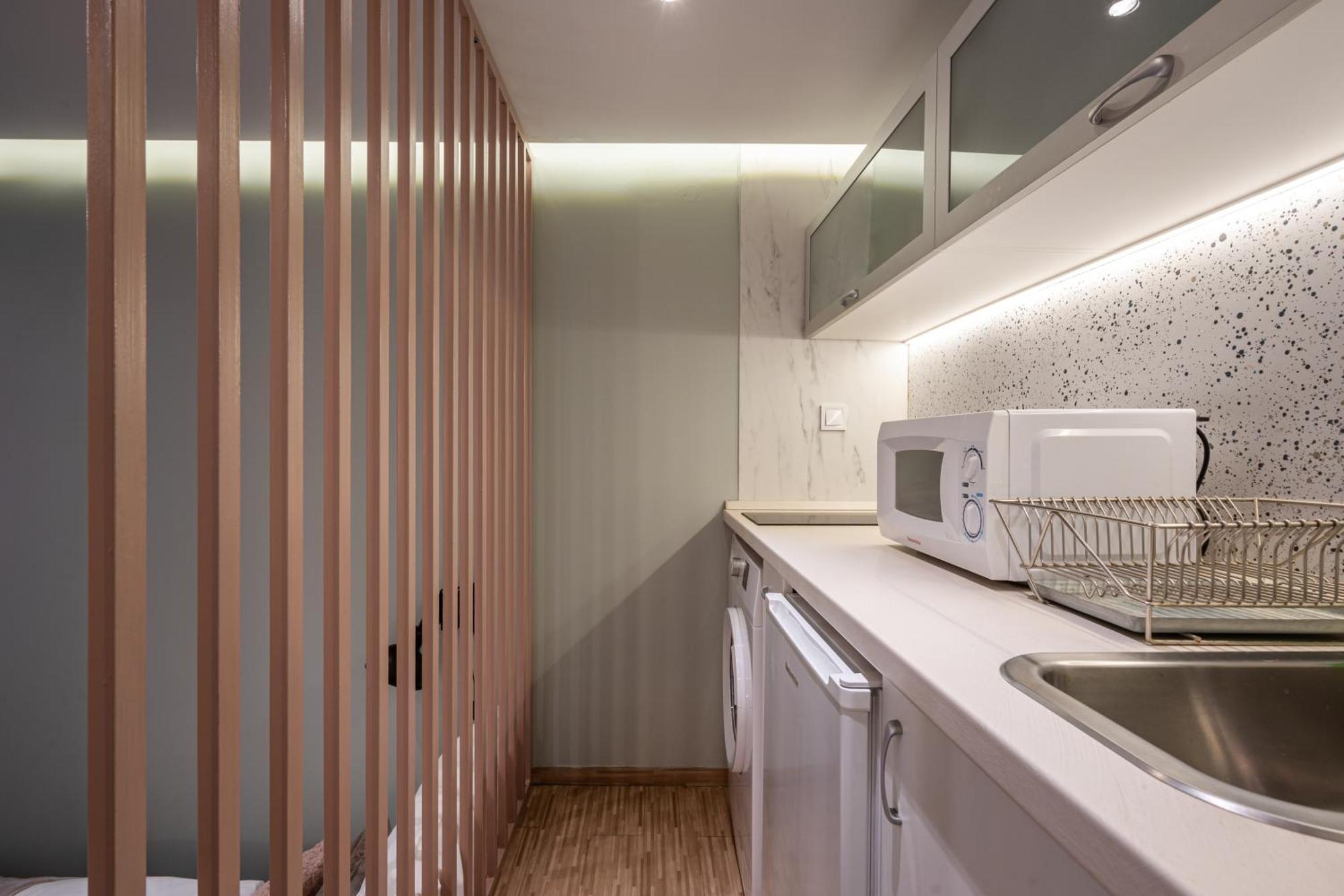Cozy Little Flat In The City Center Budapest Exterior foto