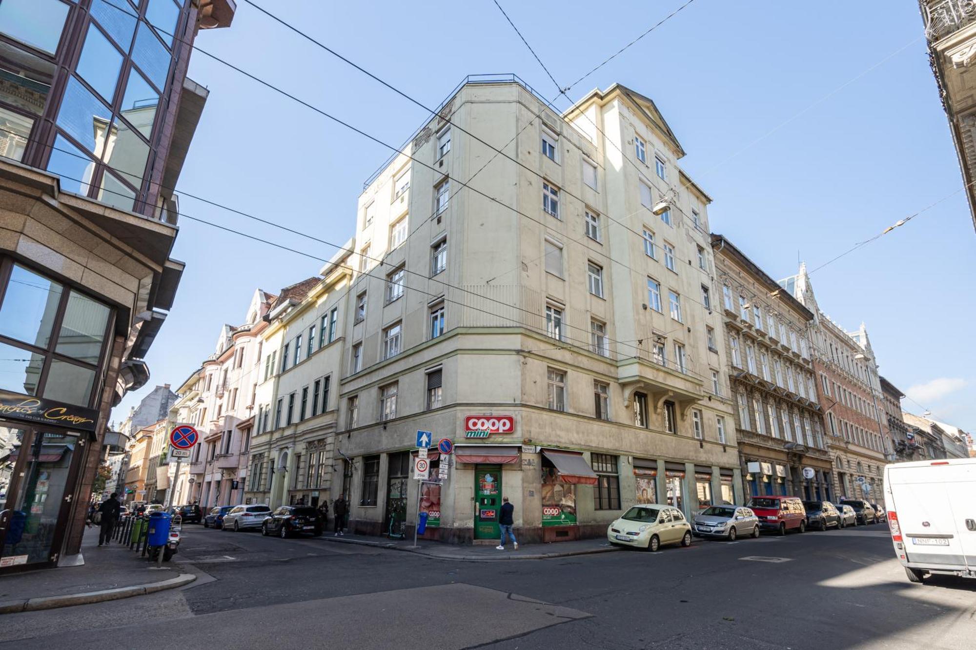 Cozy Little Flat In The City Center Budapest Exterior foto