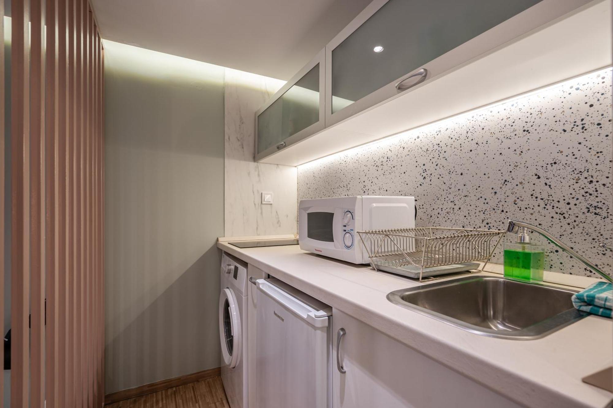 Cozy Little Flat In The City Center Budapest Exterior foto